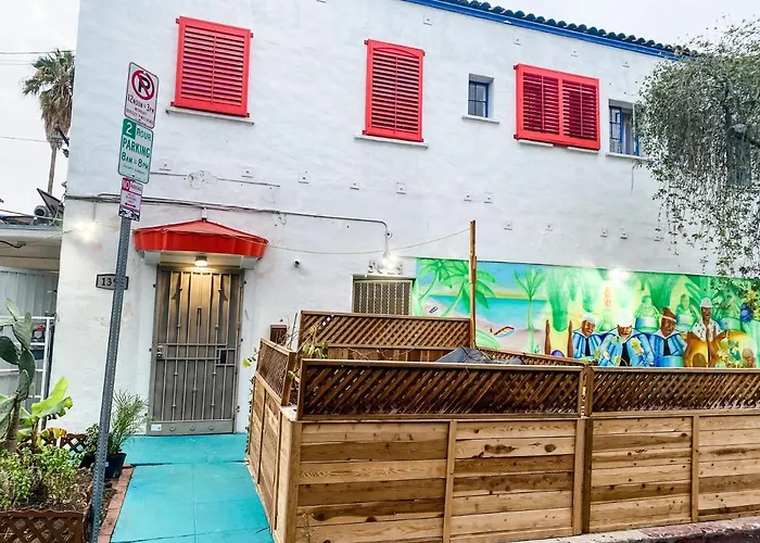 Alojamento com o café da manhã Apenas: Island Girl Spa + Bed And Breakfast