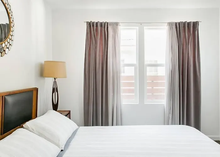 Perfect Venice Beach Vacation Home For Couples And Families