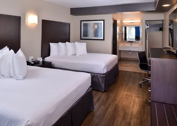 Cheap hotels Tarzana Inn